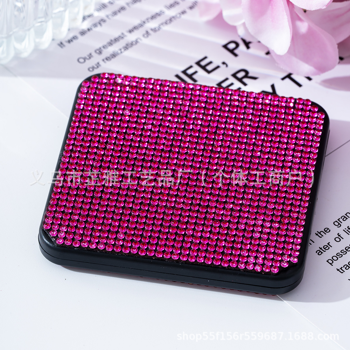 Espejo de maquillaje portátil de moda con incrustaciones de diamantes de imitación Espejo de maquillaje Regalo Espejo cuadrado plegable portátil Espejo plegable de doble cara de mano lote