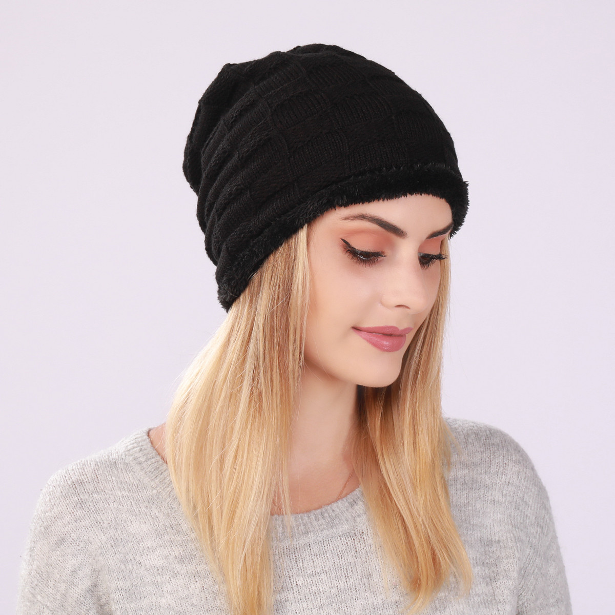 Plissee-Plüsch-Männer-Damen-Pullover-Mützen, gestrickte karierte postpartale Ohrenschützer für Herbst und Winter, warm_voghion.com