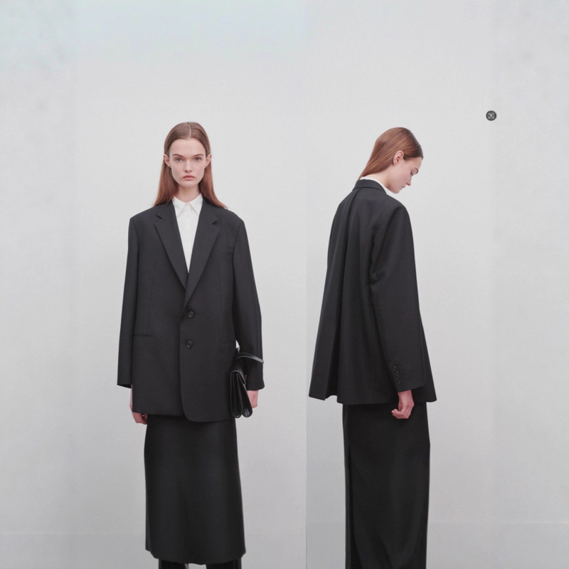 Th~Row Style Loose Classic Silhouette Wool Suit Jacket Boyfriend Style Back Hem Double Pleated Suit for Women