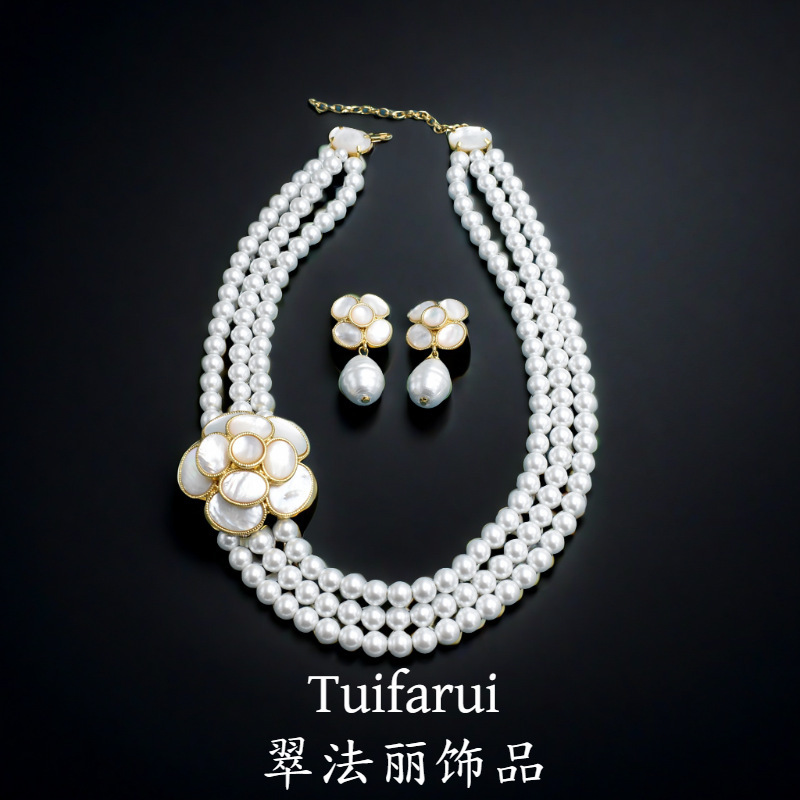 Middle Ancient Vintage Real Gold Plating French Vintage Natural White Shellfish Camellia Pearl Earrings Necklace suit