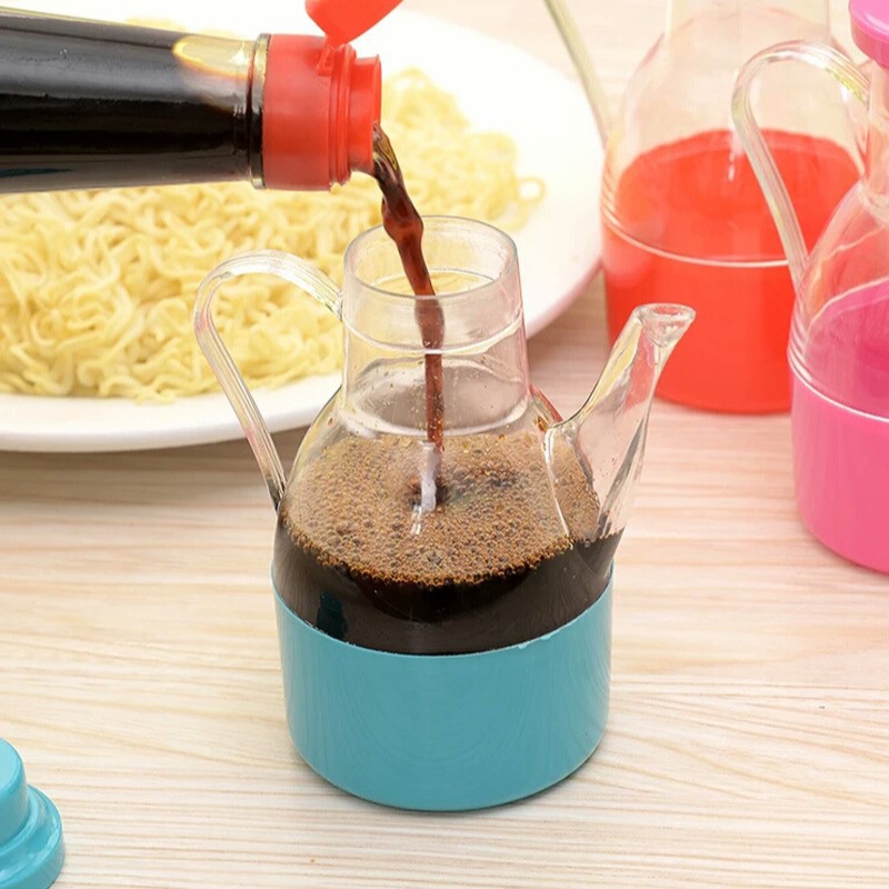 G1321 W-5 pequeño engrasador ventas directas de la fábrica de plástico engrasador botella de aceite botella de salsa de vino separador de vino