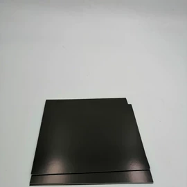 金属工艺品;其他工业用纸;厨房小工具