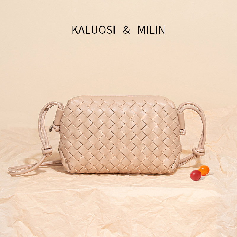 B Brand's New Spring/Summer Women's Woven Rope Knot Shoulder Crossbody Camera Bag with a High-End Feel, Simple Box-Shaped Small Square Bag B Brand's New Spring/Summer Women's Woven Rope Knot Shoulder Crossbody Camera Bag with a High-End Feel, Simple Box-Shaped Small Square Bag