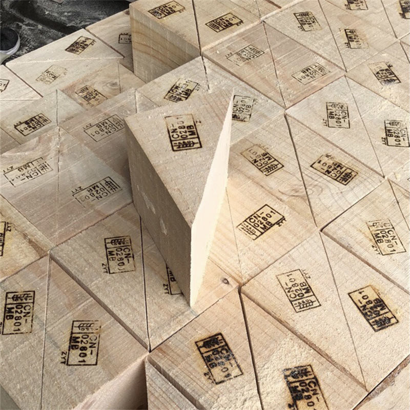 出口熏蒸三角木熏蒸垫木集装箱木方铁路海运货柜加固长木条