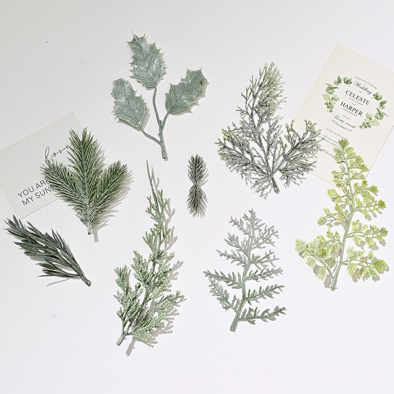 New simulation green plant Amazon multi-style Christmas tree simulation pine needle accessories material micro bonsai plug-in New simulation green plant Amazon multi-style Christmas tree simulation pine needle accessories material micro bonsai plug-in