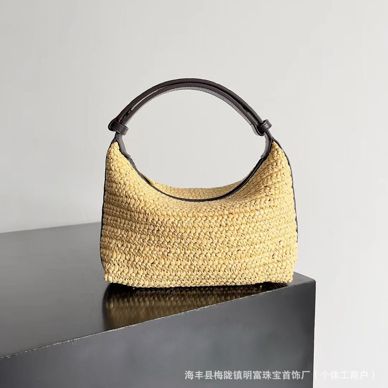2024 New Summer Woven Women's Bag Genuine Leather Fashionable Versatile Handbag Raffia Dumpling Bag Lunch Bag Cross-Border