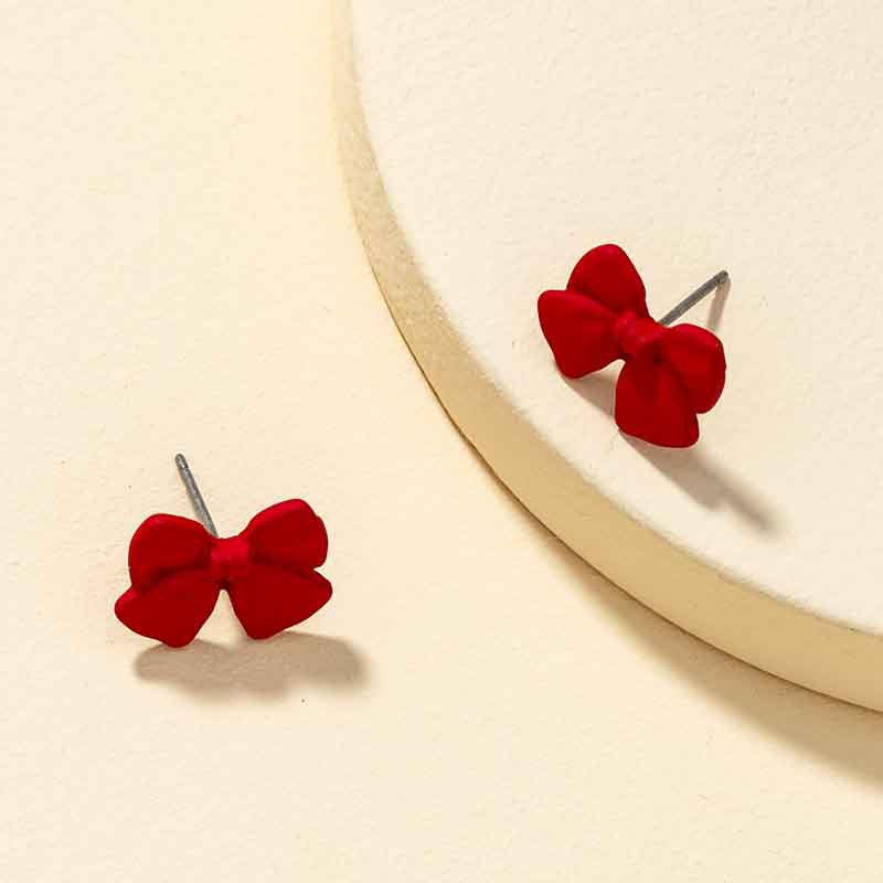 simple fashion heart-shaped tassel earrings