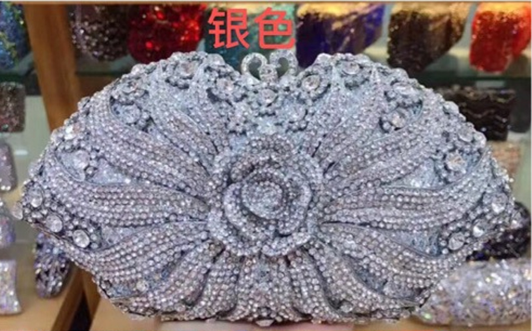 * Cross-border AliExpress hueco metal con diamantes bolsas de cena vestidos de banquete de damas bolsas de maquillaje de mano de diamantes completos