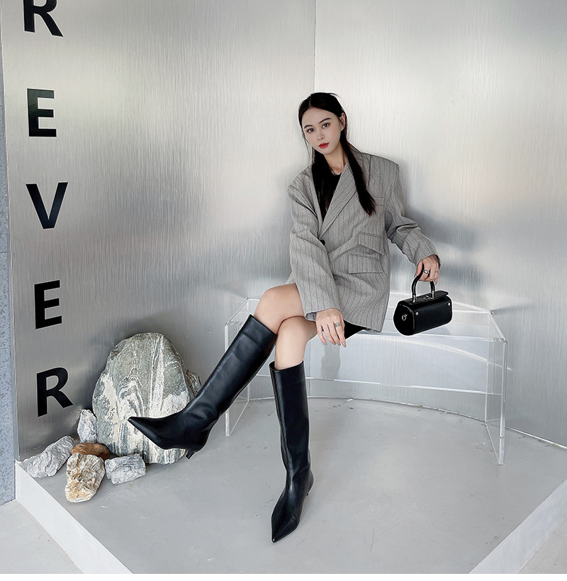 2024 Spring and Autumn Season New Versatile Simple Fashion Wide Korean Version Pointed Sleeve High Boots Soft Leather_voghion.com