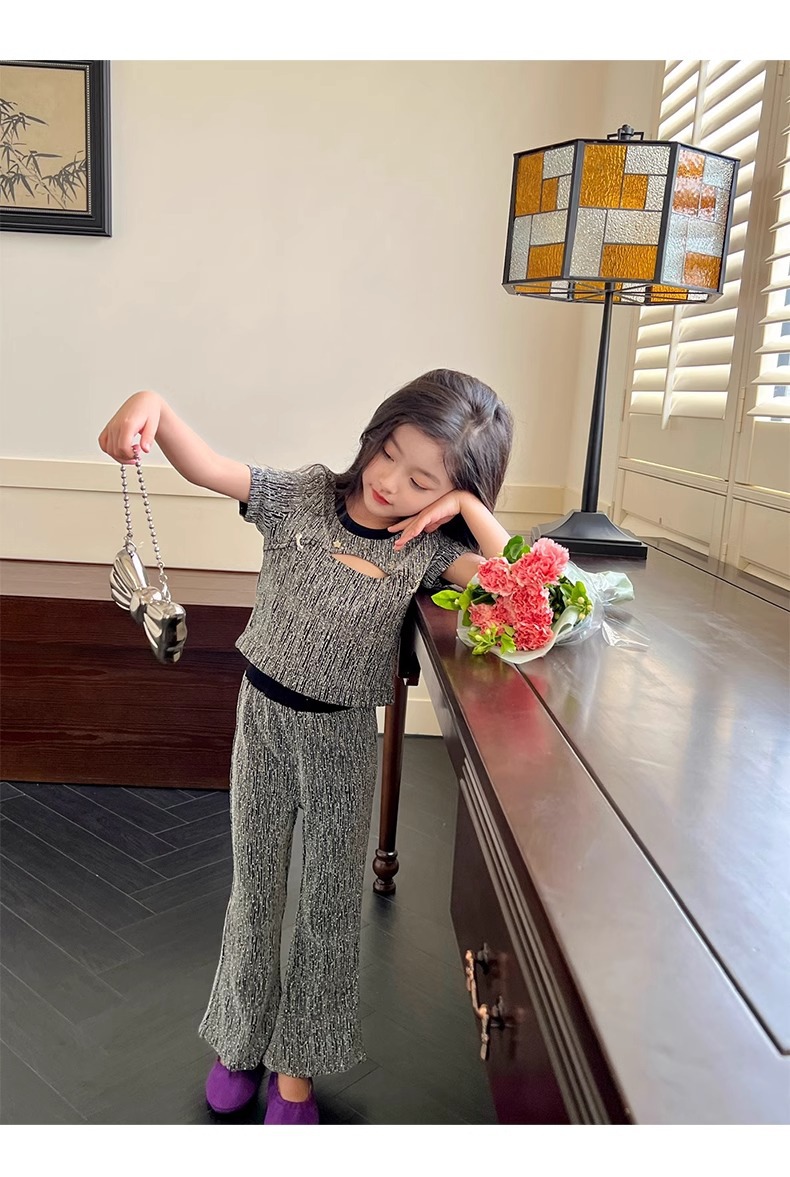 2024 kleidung Koreanische Ausgabe Modische Western Stil Sommer Neue Kollektion kinder Mädchen Bell-Bottom-Hose Zwei_voghion.com