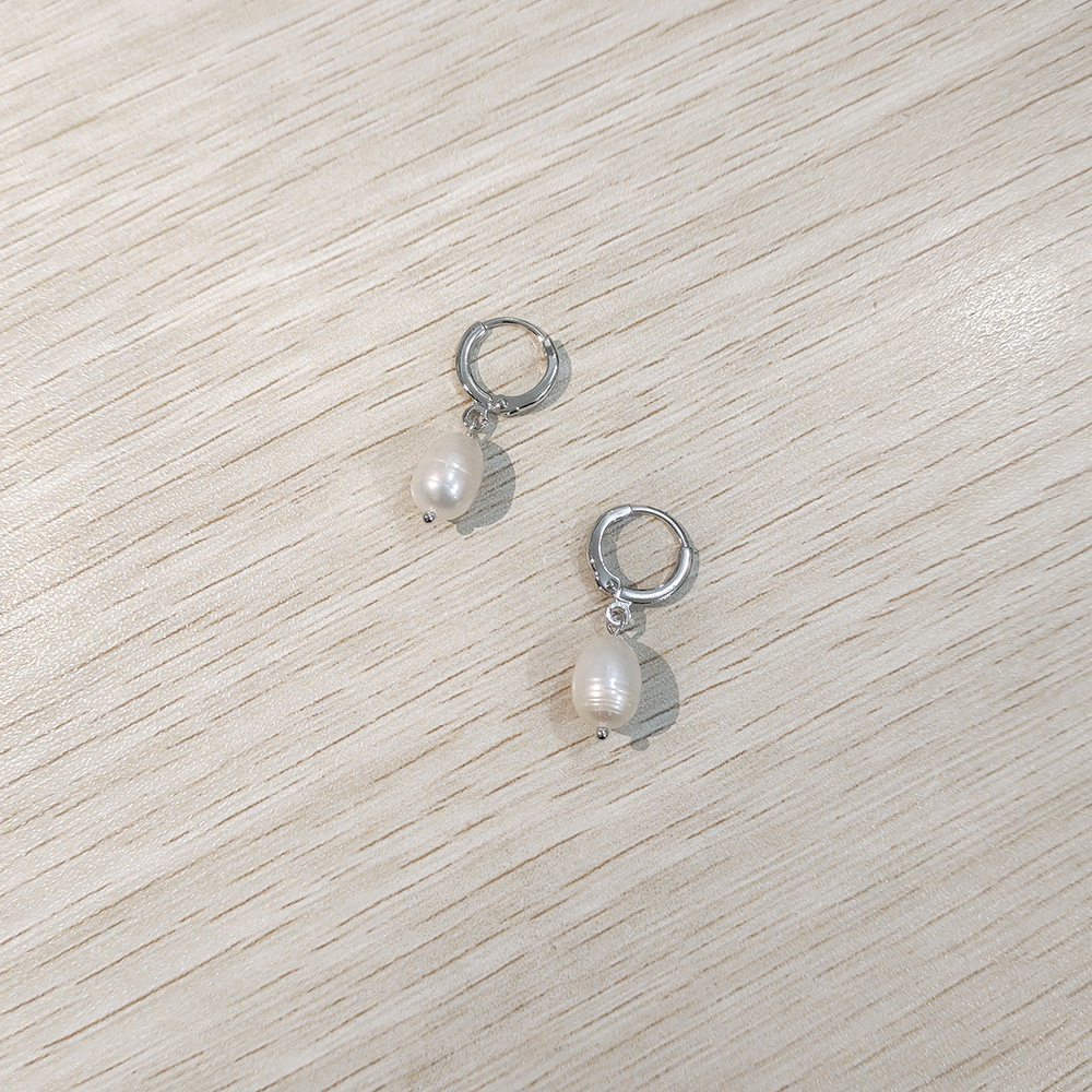 Joyas de oreja de comercio electrónico AMZ transfronterizas Pendientes de anillo en forma de C de oro de 18 quilates a presión gotas de agua agua dulce pendientes barrocas mujeres