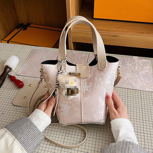 �F���������ʽ���Ldiy�����ֹ�������Ů���˻@������ܛƤˮͰ��