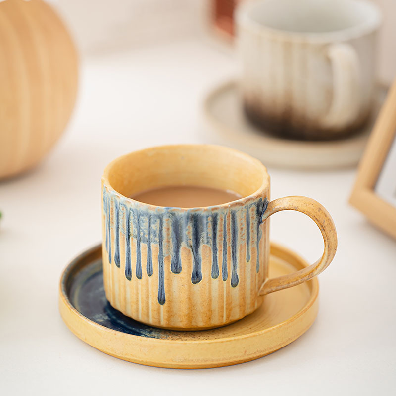 Montaña y río de cerámica cappuccino taza de café plato conjunto de taza de marca casera regalo de mano exquisito té de la tarde Latte