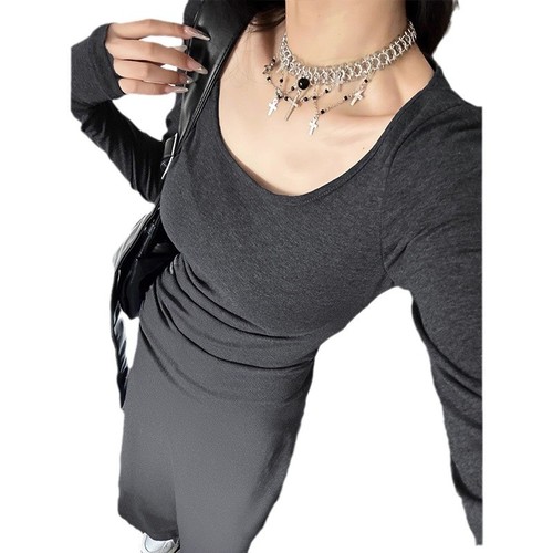 Elegant French-style fitted long-sleeve layered dress for women—2025 autumn collection, waist-defined and slimming, below-the-knee base layer.