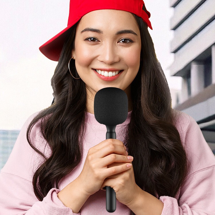 Amazon interview hand-held gun radio scene professional news TV reporter outdoor camera dedicated