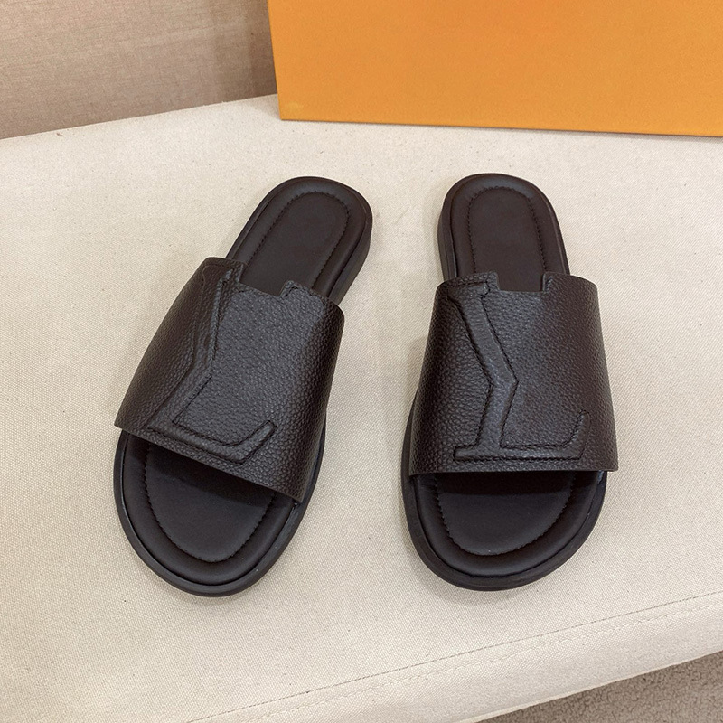 Cross-Border Large Size Genuine Leather Soft-Soled Men's Slippers High-End Light Luxury Casual Slippers Vietnamese Rubber Slide Beach Shoes
