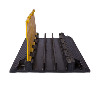 45mm road black yellow trunking rubber trunking deceleration belt cable guard plate Guangdong manufacturers wholesale