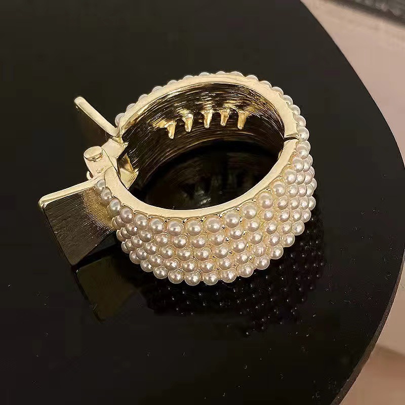 57a62e6de9fae01447bee7558ae522