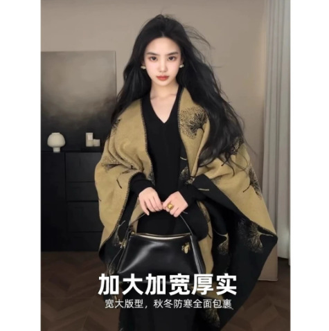 银杏叶披肩秋冬季保暖围巾暗黑开叉斗篷旅游民族风外搭加厚披风女|undefined