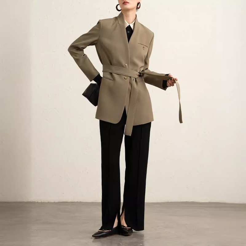 Light Luxury and High-End Feel~ Small Stand Collar, High-End Tailored Mid-Length Blazer with Hand-Tied Straps, White Jacket for Women, Spring