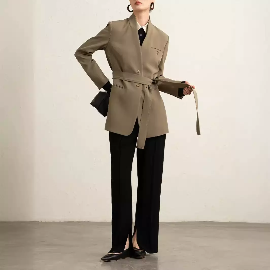 轻奢高级感~小立领高定款小西装中长款手工系带西服白色外套女春