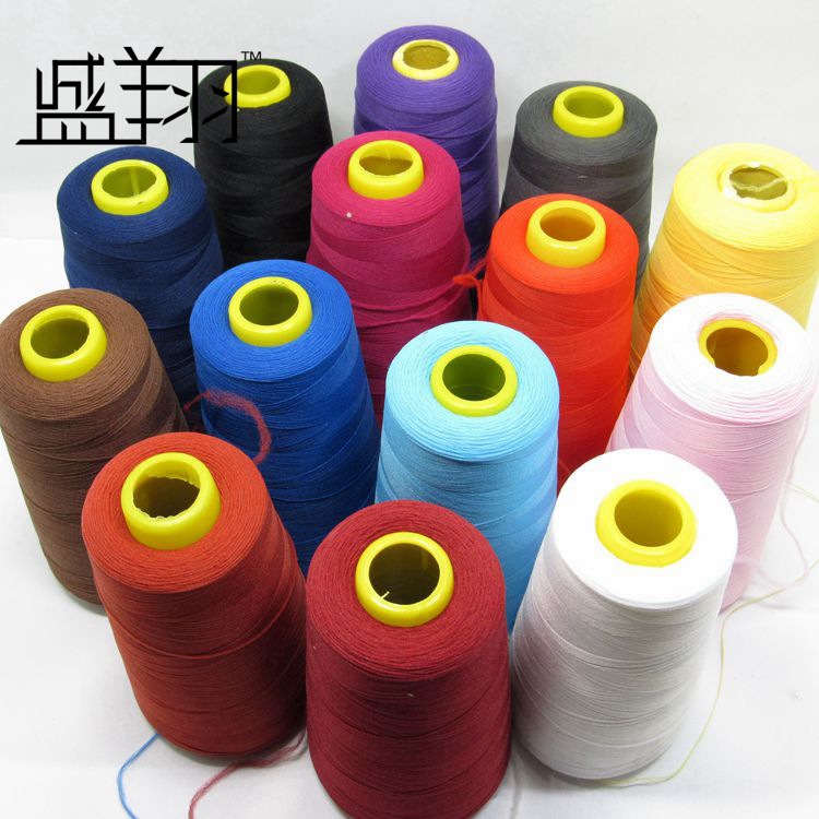 도매 색상 3000 야드 높은 탄성 스레드 폴리 에스테르 스레드 재봉틀 스레드 헤지 재봉사 모양 봉제 실