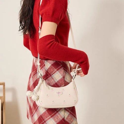 Underarm bag for women, spring, playful cute pet, girl strawberry double rope knot pendant bag, commuting crossbody bag 480865