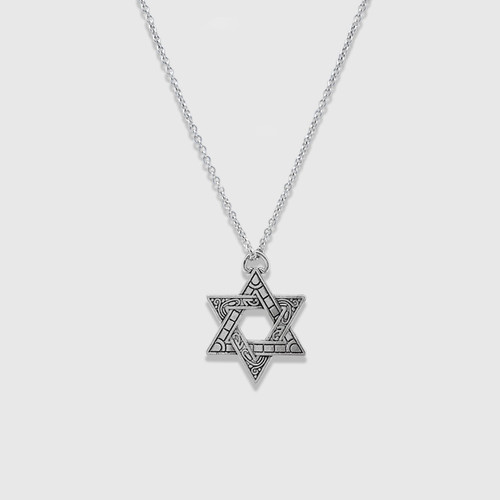 Silver Retro Six-Pointed Star Hip-Hop Necklace Pendant, Sweater Chain Accessory—Simple, Cool, and Trendy for Both Men and Women in European and American Styles