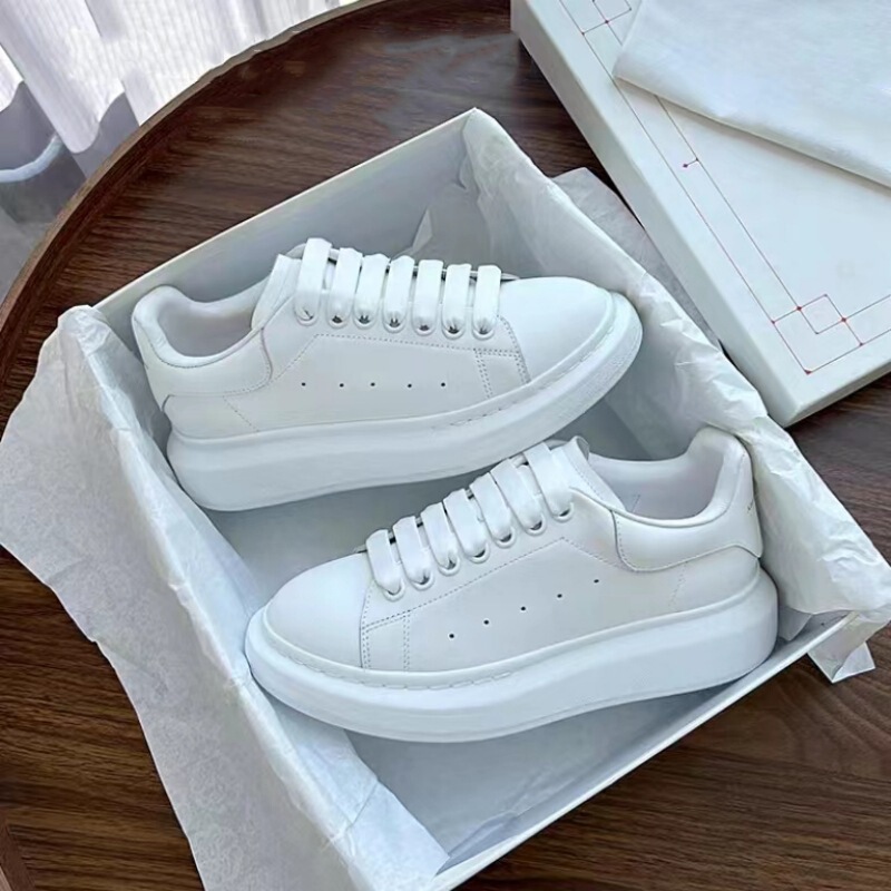 High Version Mcqueen White Shoes for Women 2024 New Thick-Soled Women's Shoes Heightening Men's and Women's Versatile Casual Shoes