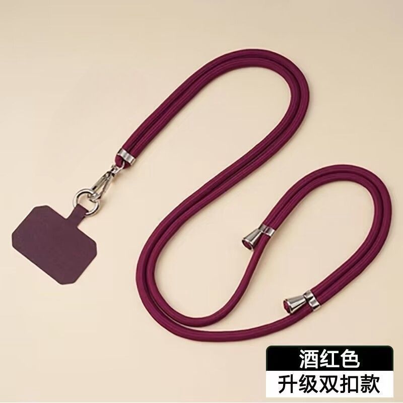 携帯電話のストラップは首のストラップを掛けます。|undefined