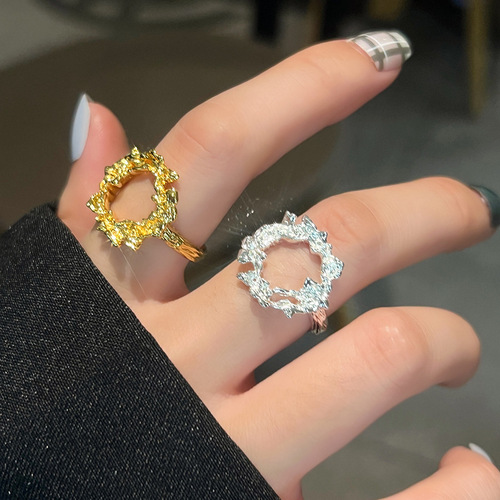 European and American-style fashion, irregularly shaped open-ring—unique design, classic round ring for women, versatile accessory perfect for street-style photos.