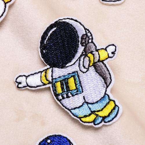 Original new fashionable astronaut embroidery cloth patch computer embroidery can be ironed and hand-sewn patch patch badge