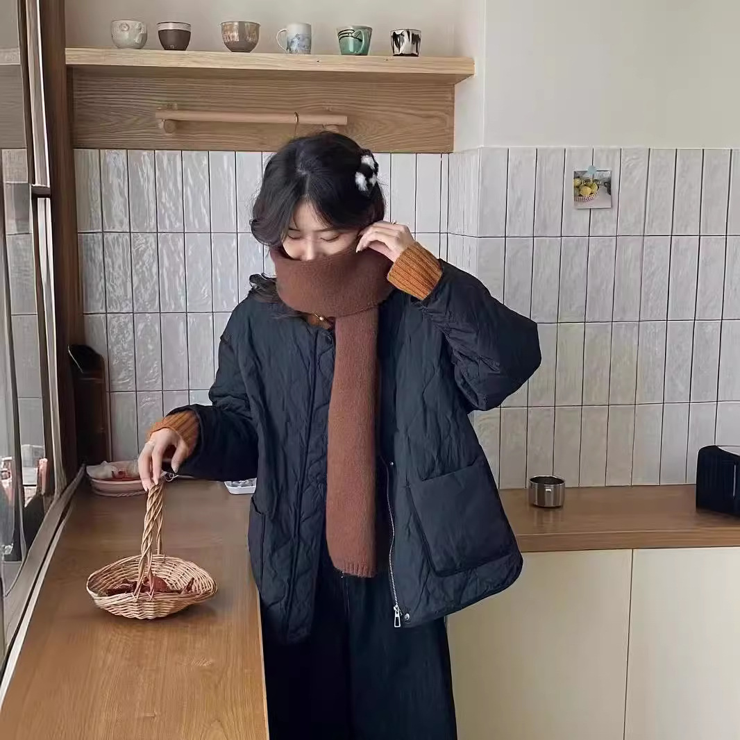 White Duck down Light Diamond Plaid down Jacket Women's Gourd Autumn and Winter New Style High-End Large Size Loose Round Neck Jacket