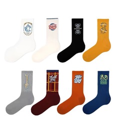 Chic multi-color socks with a Hong Kong style, retro letter design, Japanese Harajuku trend, national fashion for men and women, long cotton socks.