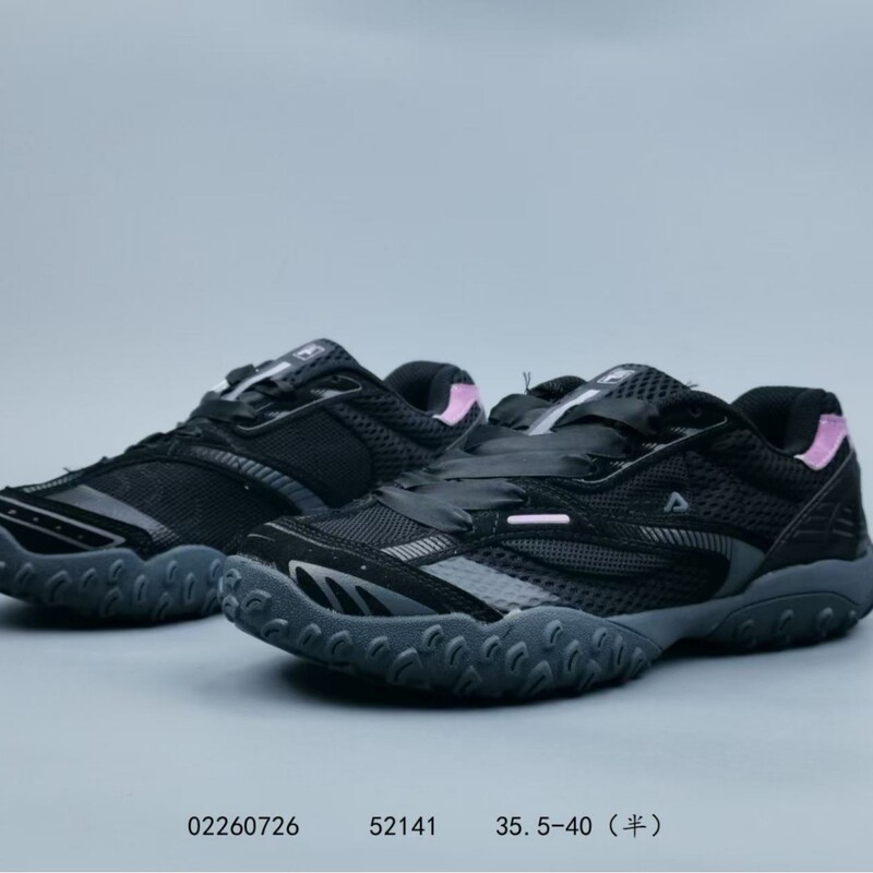 European women's shoes 2026 summer new fashion mesh shoes breathable casual shoes lightweight comfortable trendy running shoes