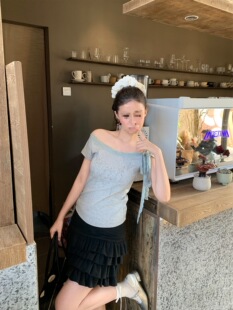 С������������ɫ����б��¶�������Ů���ٽz��߅ϵ����������