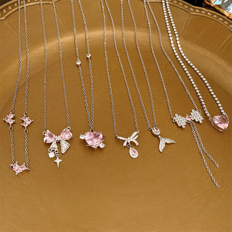 13g Weight Zircon Inlay Material Elegant Sweet Heart Shape Bow Knot Copper Inlay Zircon Pendant Necklace