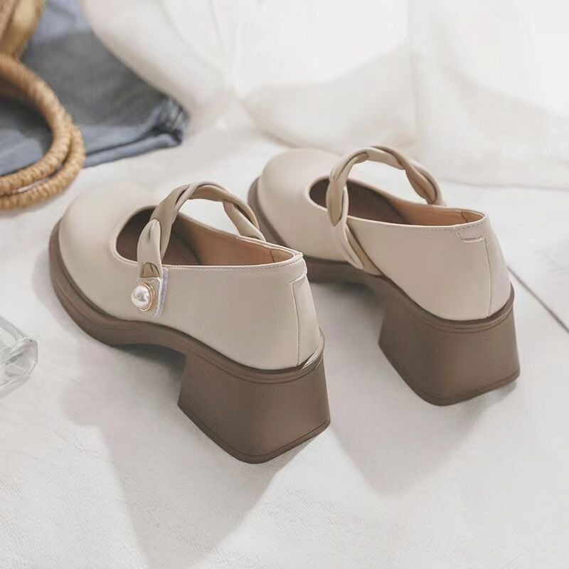 Fairy Mary Zhen Zapatos primavera y otoño 2026 nuevos zapatos de tacones altos en línea, zapatos de cuero poco profundos, zapatos de tacón grueso