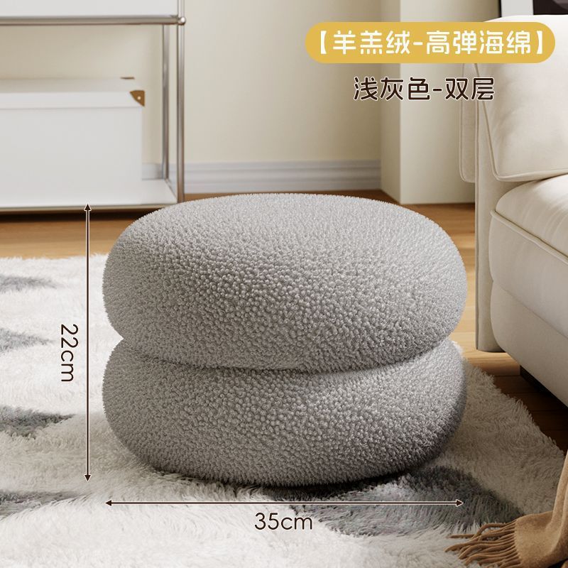 クリームスタイルの家庭用小さなスツール、小さなベンチ、ラウンドスツール、背もたれ椅子、靴交換用スツール、ソファスツール、リビングルームのコーヒーテーブルの横にある低いスツール|undefined