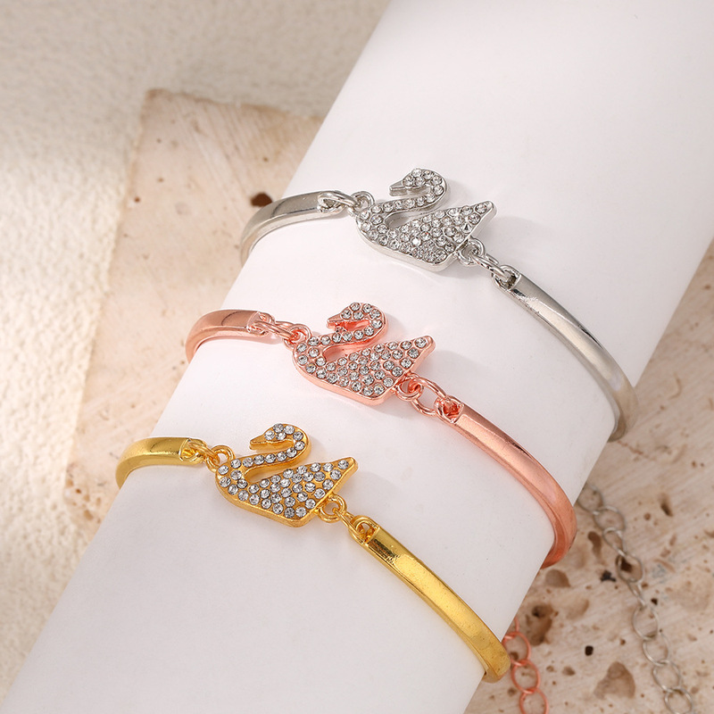 Cross-Border Swan Series Bracelets Niche Design Bracelets Women's High-End Temperament Simple Bracelets Ready for Wholesale Jewelry Cross-Border Swan Series Bracelets Niche Design Bracelets Women's High-End Temperament Simple Bracelets Ready for Wholesale Jewelry
