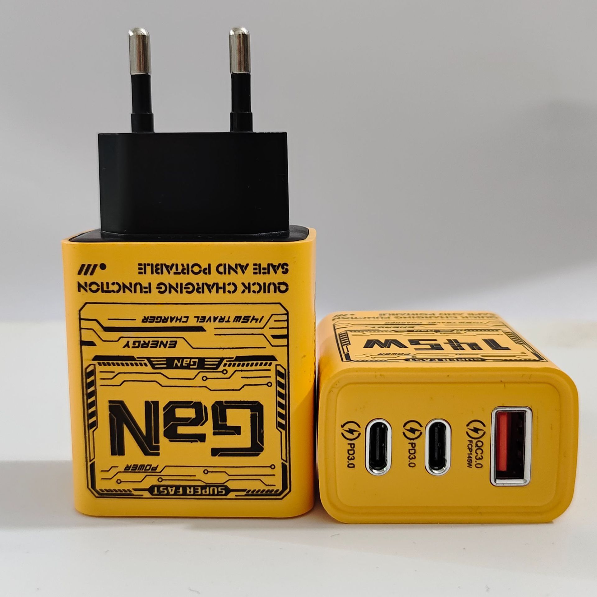 Neues Produkt PD145W intelligentes Ladegerät Dual Typ-C + einzelner USB-Adapter Multifunktions-Mobiltelefon-Schnellladevorrichtung