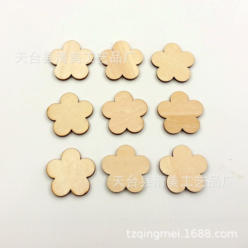 Tablero de madera de tilo de 30mm-180mm nuevo botón de flor de ciruela de cinco flores de bricolaje hermosa decoración para niños