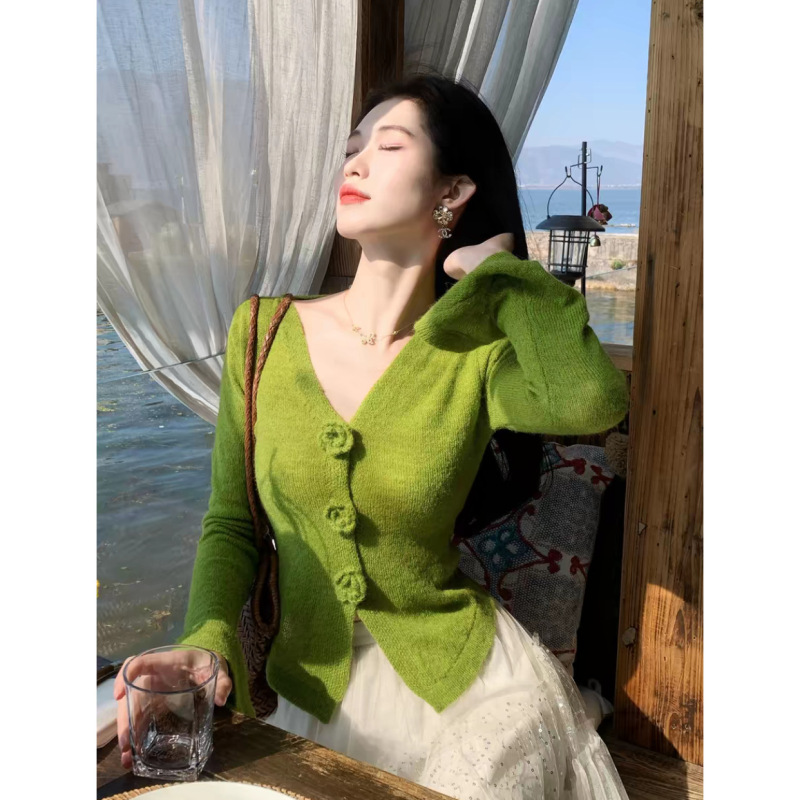 Ling Qianzi He Qingti' Green Mohair 3D Floral Knitted Cardigan for Women Early Spring French Style Slim Fit Top