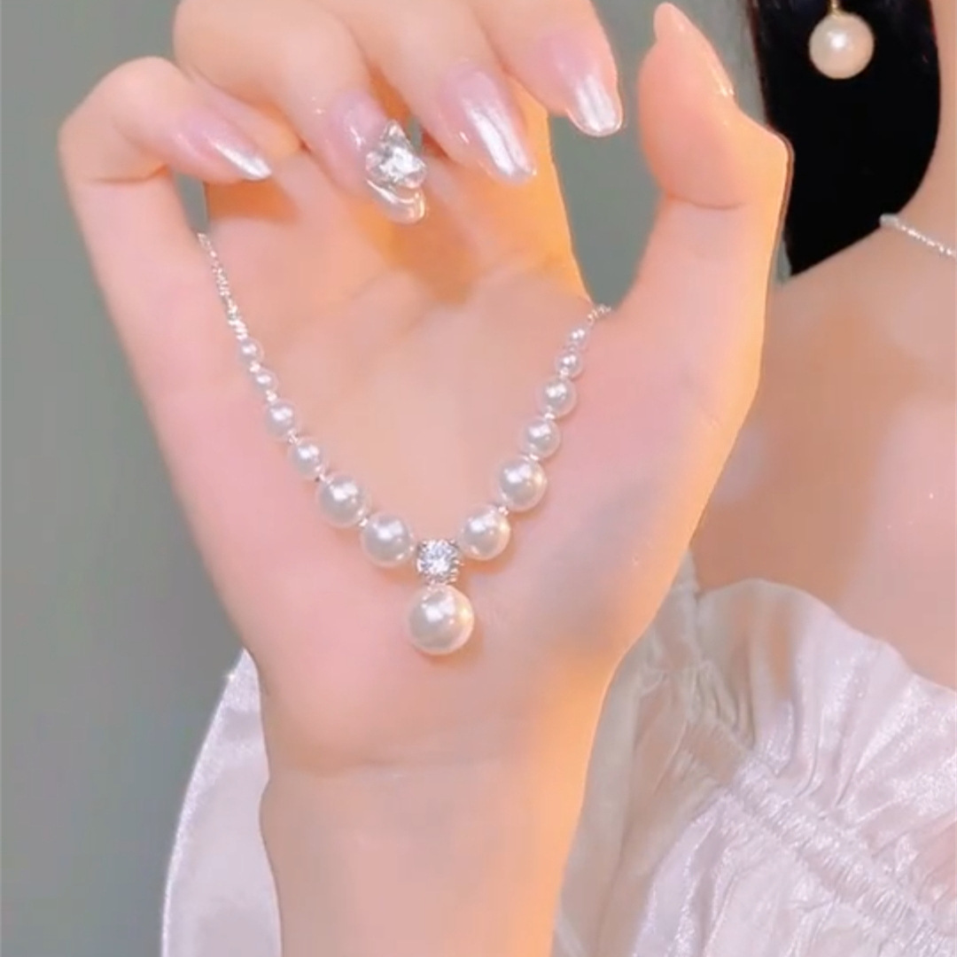 复制_轻奢气质高端珍珠项链女短款设计感网红百搭.jpg