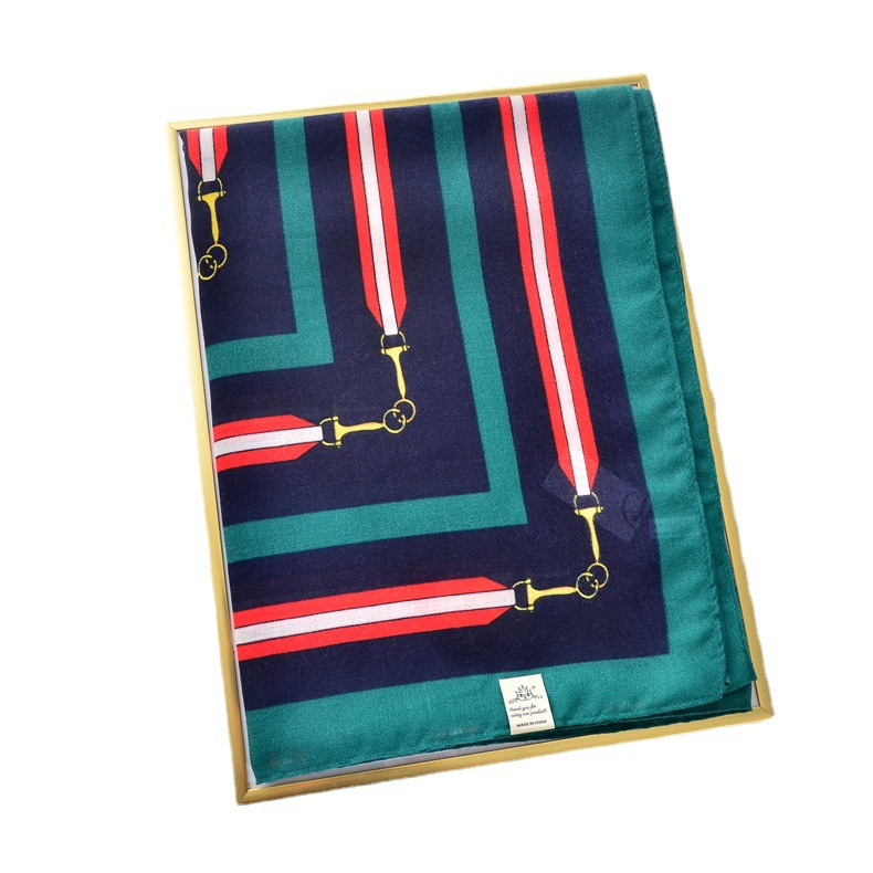 La primavera y el otoño Toalla de playa versátil del mantón de la protección solar de la cadena de moda europea y americana del estilo occidental imprimieron la bufanda grande de la bufanda de la sensación del algodón y del lino