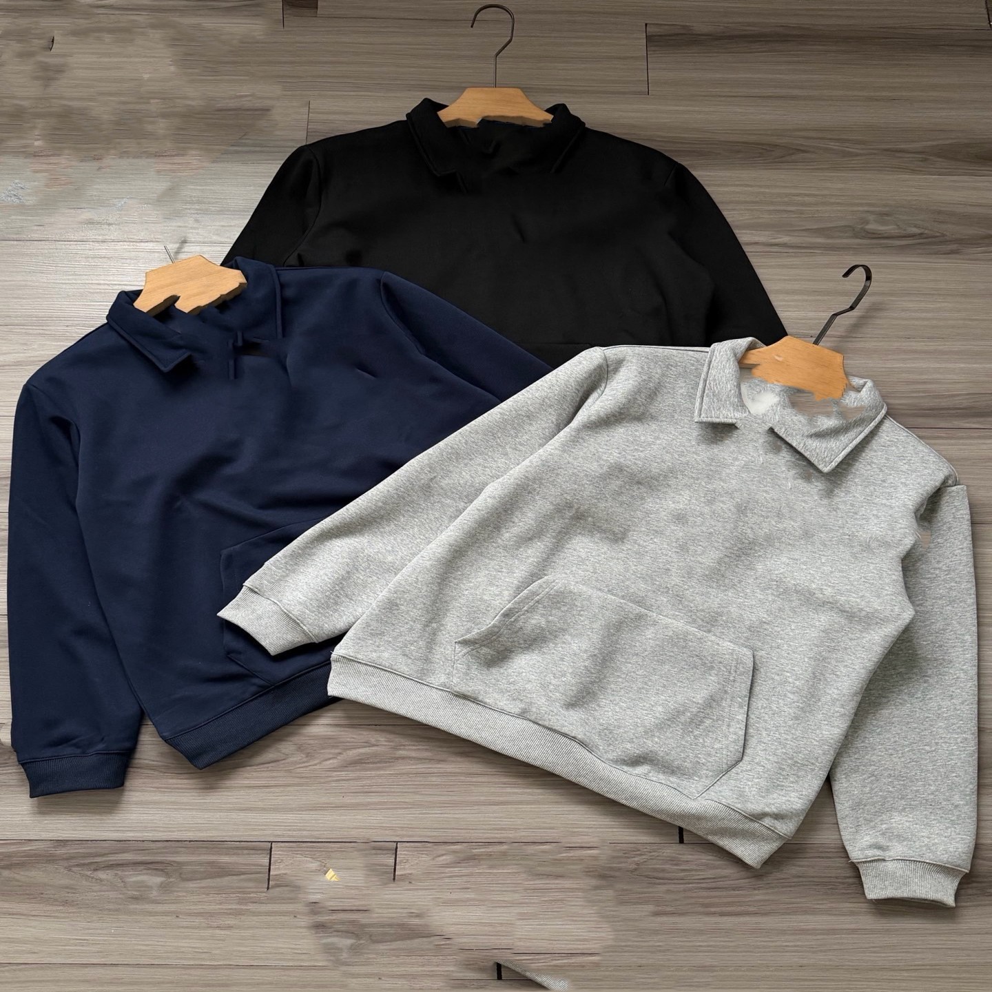 70041 Half-zip turtleneck sweatshirt