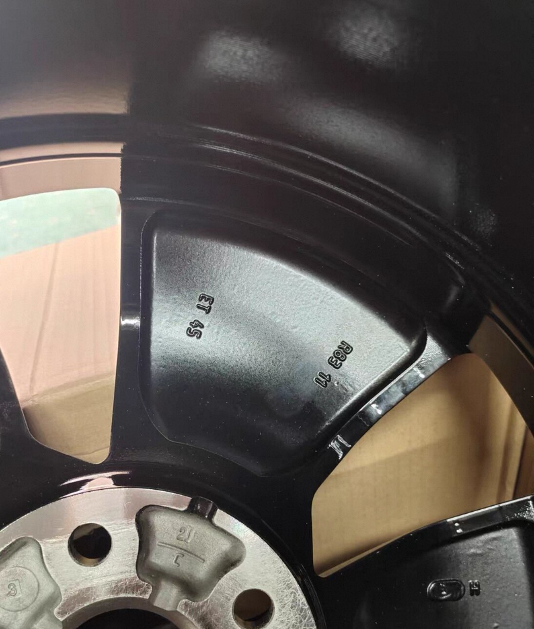 Volkswagen T-Roc 17inch original factory wheels, brand new and genuine, compatible with T-Cross and Tiguan original aluminum alloy rims