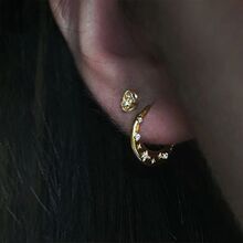 ���P�����x���й�΢��ʯ��â�Ƕ���ﶬ�¿��ɫ�AȦ�@ĘС���