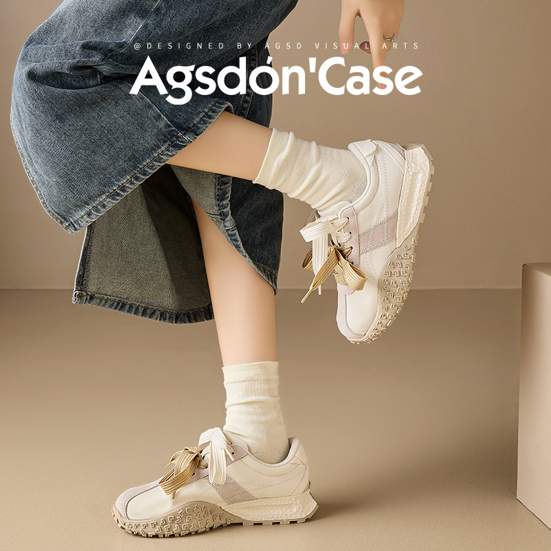 Augu Shi Dengde zapatos de entrenamiento para mujeres 2025 nuevo otoño invierno grueso zapatos blancos pequeños zapatos deportivos ligeros ociosos Agan