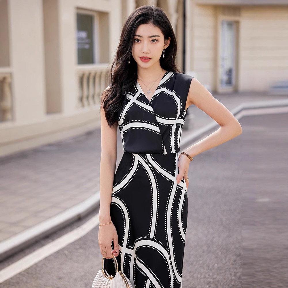 Long summer sophisticated dress